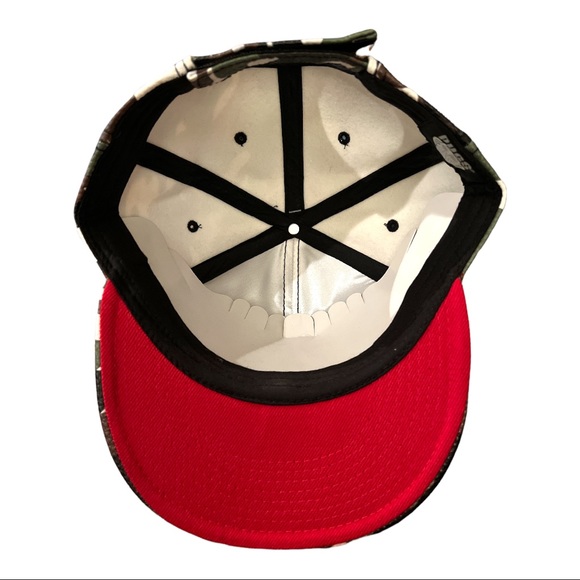 Pugs Camouflage Hat - Picture 4 of 4